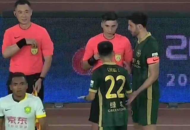 年最激烈的, 榜排第一的