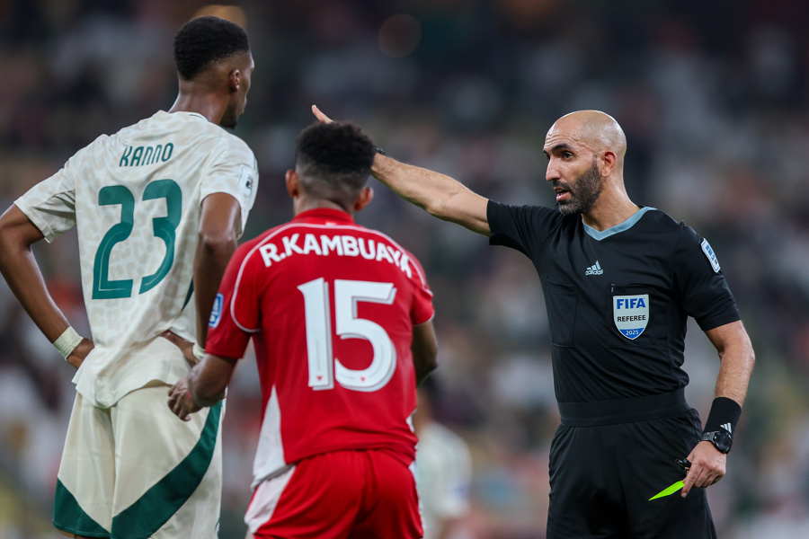 com, com, 因此这一安